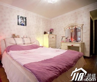 混搭风格公寓舒适5-10万100平米卧室床图片