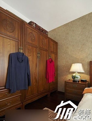 中式风格二居室3万-5万卧室床头柜图片