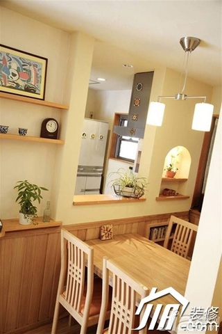 简约风格公寓实用原木色富裕型餐厅餐桌图片
