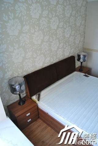 简约风格二居室3万-5万90平米卧室床图片