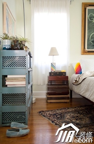 简约风格小户型经济型70平米卧室床图片
