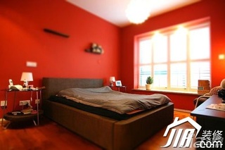 混搭风格公寓红色经济型100平米卧室床效果图