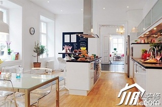 欧式风格别墅白色豪华型厨房橱柜图片