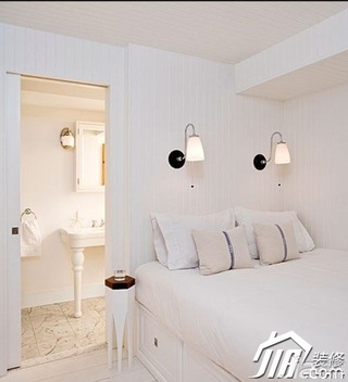 欧式风格复式富裕型卧室灯具图片