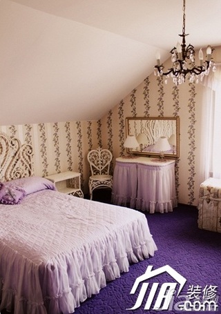 混搭风格公寓浪漫紫色富裕型110平米卧室床效果图