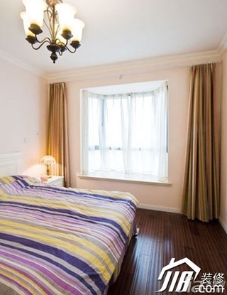 田园风格二居室简洁5-10万100平米卧室床效果图