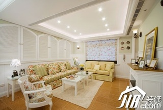 美式风格公寓温馨富裕型120平米客厅背景墙沙发婚房家装图片