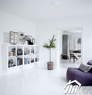 二居室简洁白色经济型客厅沙发图片
