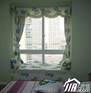 混搭风格小户型富裕型60平米卧室飘窗窗帘效果图