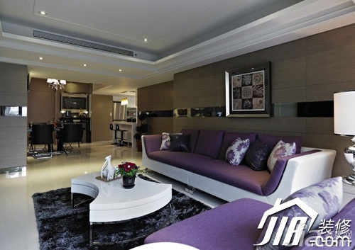 公寓装修,130平米装修,富裕型装修,新古典风格,客厅,紫色,沙发,茶几,灯具,沙发背景墙