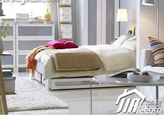 地中海风格公寓简洁白色富裕型50平米卧室床图片