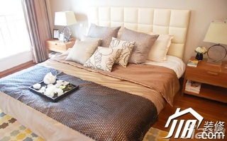 混搭风格公寓富裕型80平米卧室飘窗床图片
