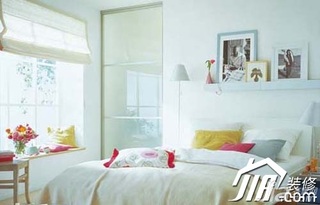 简约风格公寓简洁白色富裕型80平米卧室床图片