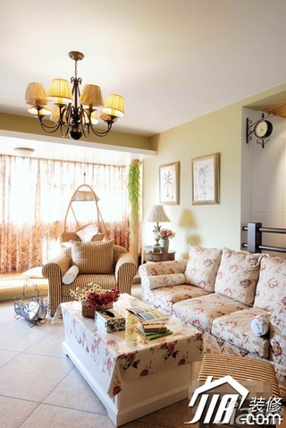 混搭风格公寓浪漫富裕型90平米客厅沙发背景墙沙发效果图