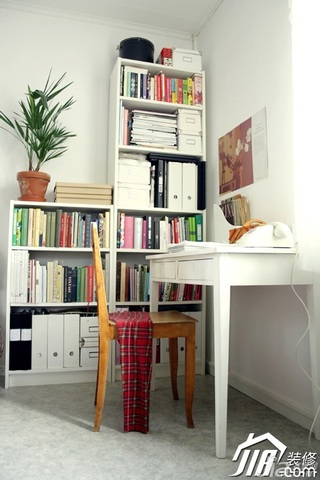 新古典风格二居室简洁富裕型80平米书房书桌图片