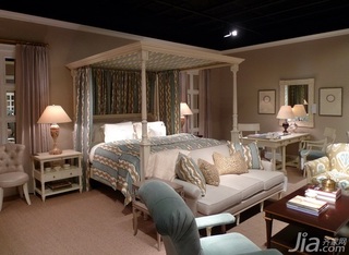 欧式风格公寓舒适富裕型卧室床效果图
