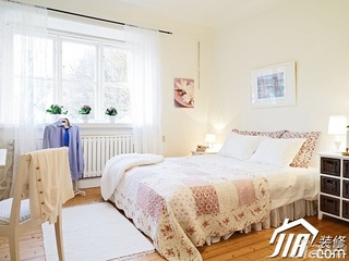 欧式风格小户型舒适50平米卧室床图片