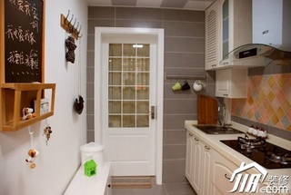 宜家风格公寓实用经济型厨房橱柜设计图
