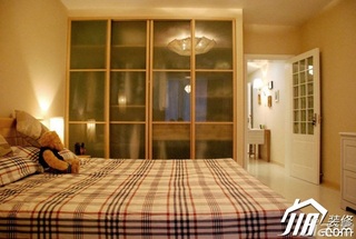 宜家风格公寓经济型卧室床图片
