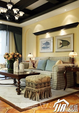 三居室富裕型客厅沙发效果图