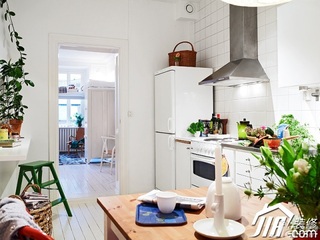 一居室实用50平米厨房橱柜安装图