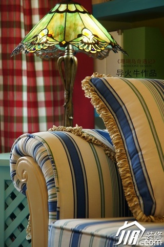 导火牛地中海风格复式富裕型沙发效果图