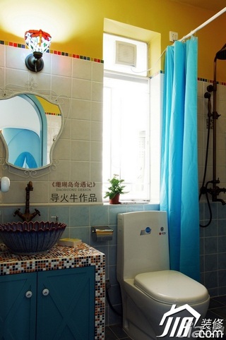导火牛地中海风格复式白色富裕型浴室柜效果图
