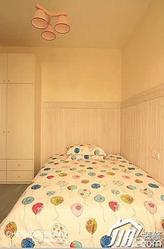 陈禹复式富裕型卧室床图片
