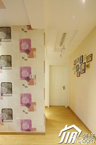 简约风格二居室3万-5万90平米玄关照片墙壁纸图片