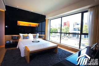 欧式风格公寓富裕型80平米卧室床效果图