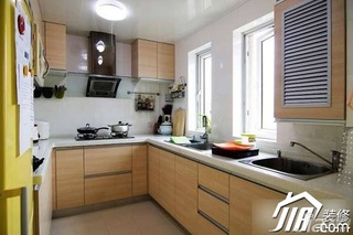简约风格公寓原木色经济型厨房灯具图片