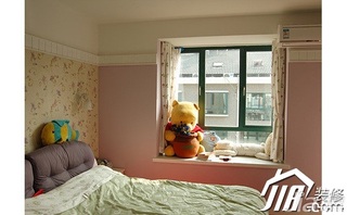 简约风格复式简洁富裕型卧室飘窗床效果图