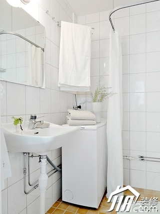 简约风格小户型白色富裕型淋浴房图片