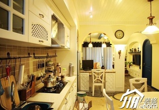 地中海风格小户型5-10万90平米厨房橱柜设计
