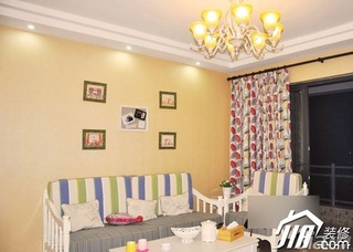 欧式风格公寓温馨10-15万80平米客厅沙发背景墙沙发效果图