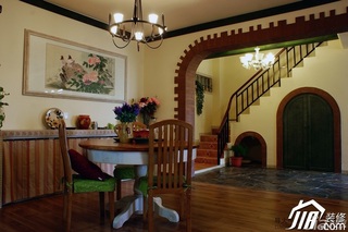 导火牛美式乡村风格复式140平米以上餐厅楼梯餐桌效果图