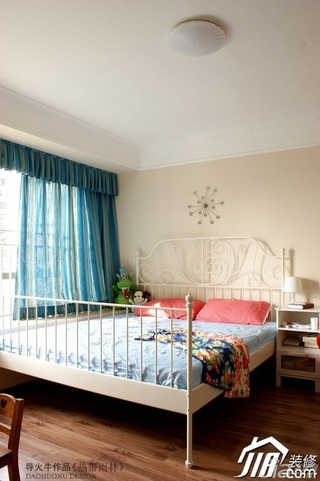 导火牛美式乡村风格复式简洁140平米以上卧室床效果图