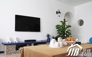 地中海风格公寓富裕型客厅电视背景墙装修图片