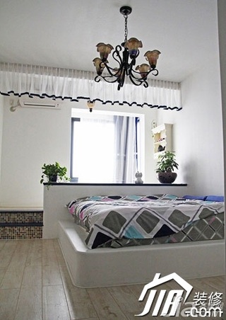 地中海风格公寓简洁富裕型卧室床图片