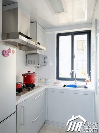 简约风格公寓简洁白色5-10万90平米厨房橱柜安装图
