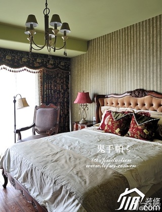 鬼手帕新古典风格公寓豪华型卧室床效果图