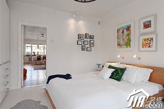 欧式风格公寓富裕型70平米卧室床图片