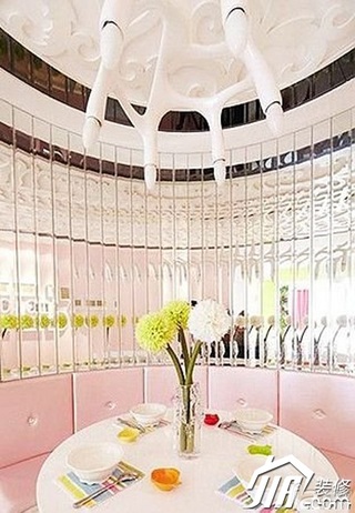 简约风格小户型梦幻粉色5-10万餐厅餐厅背景墙餐桌图片