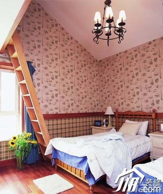 东南亚风格复式舒适豪华型卧室床效果图