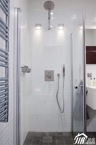 北欧风格公寓经济型70平米淋浴房订做