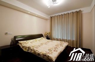 混搭风格公寓富裕型130平米卧室床效果图