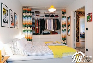 简约风格公寓经济型70平米卧室床效果图