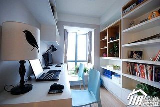 简约风格公寓简洁10-15万120平米书房书桌效果图