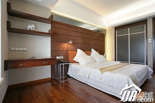 欧式风格复式富裕型卧室飘窗床图片