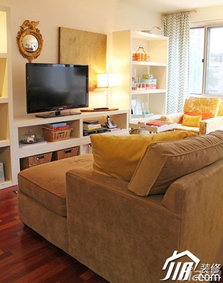 小户型经济型60平米客厅沙发图片